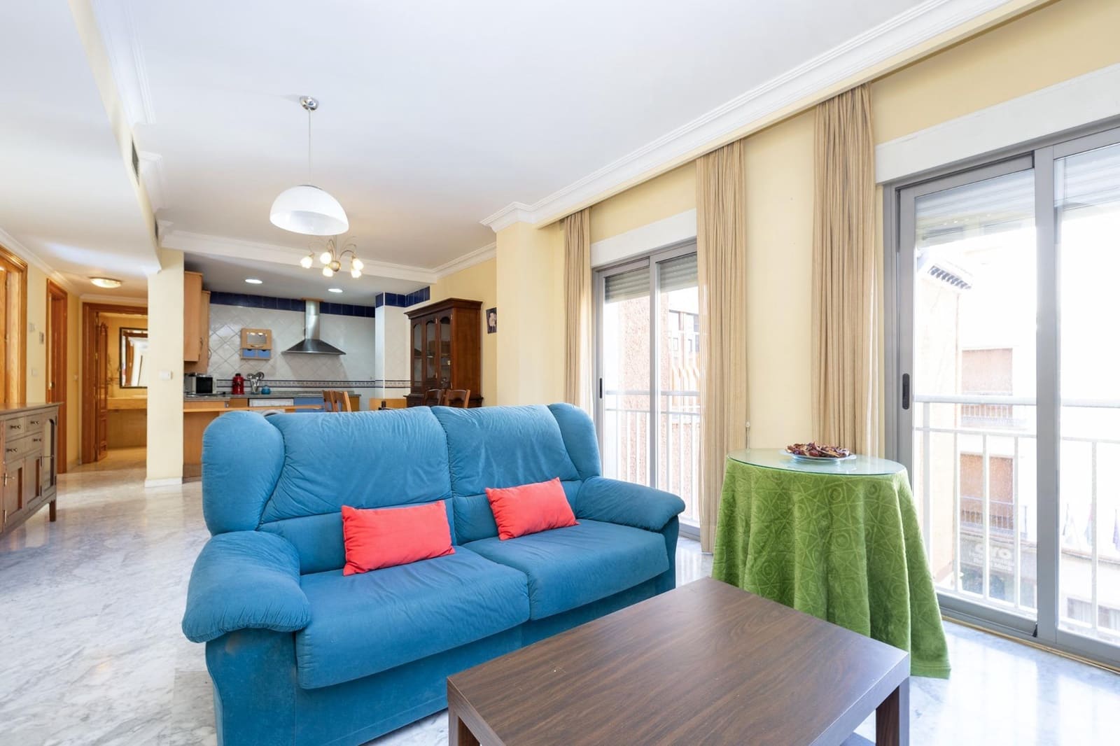 2 soveværelse Lejlighed til salg i Granada by med garage - € 450.000 (Ref: 9619192)