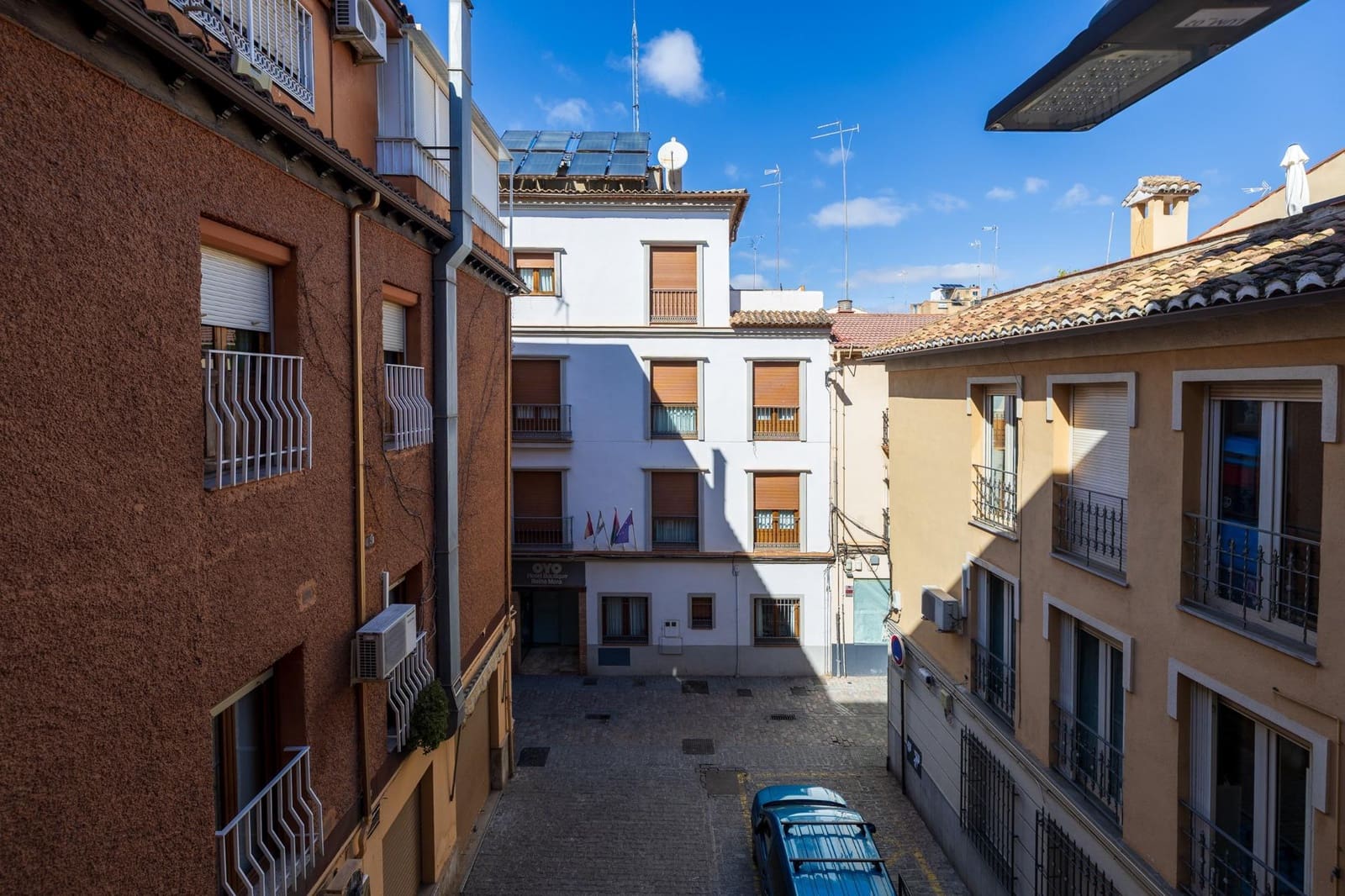 2 soveværelse Lejlighed til salg i Granada by med garage - € 450.000 (Ref: 9619192)