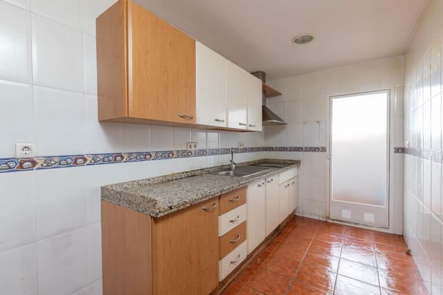 3 sypialnia Mieszkanie na sprzedaż w Zaidin, Miasto Grenada - 225 000 € (Ref: 9634201)