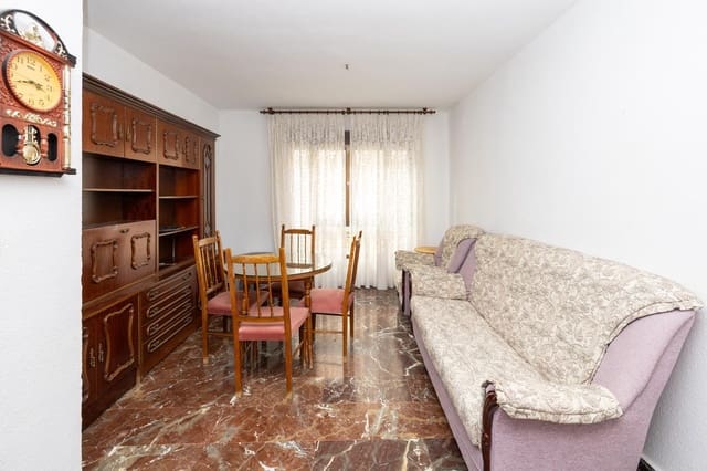 4 slaapkamer Flat te koop in Centro, Granada stad met garage - € 335.000 (Ref: 9637525)