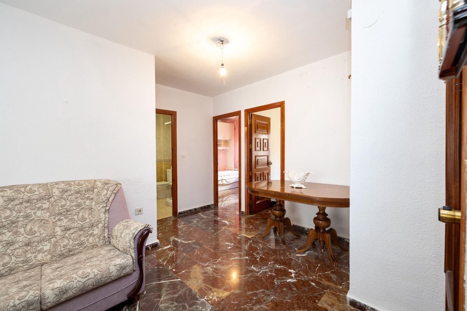 4 slaapkamer Flat te koop in Granada stad met garage - € 335.000 (Ref: 9637525)