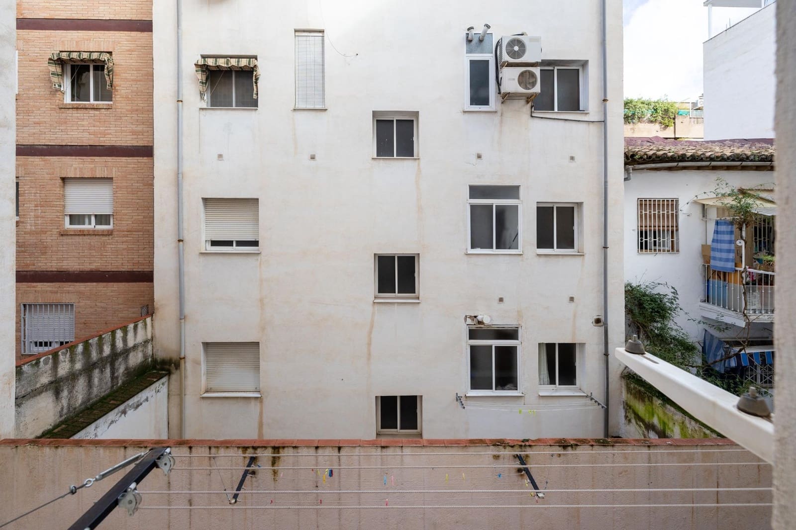 4 slaapkamer Flat te koop in Granada stad met garage - € 335.000 (Ref: 9637525)