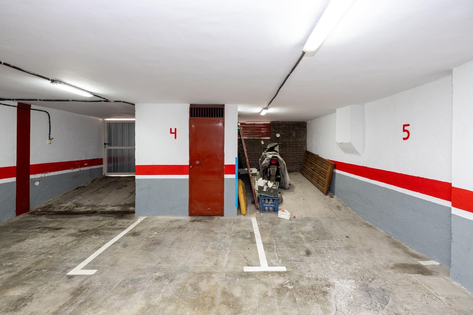 4 slaapkamer Flat te koop in Granada stad met garage - € 335.000 (Ref: 9637525)