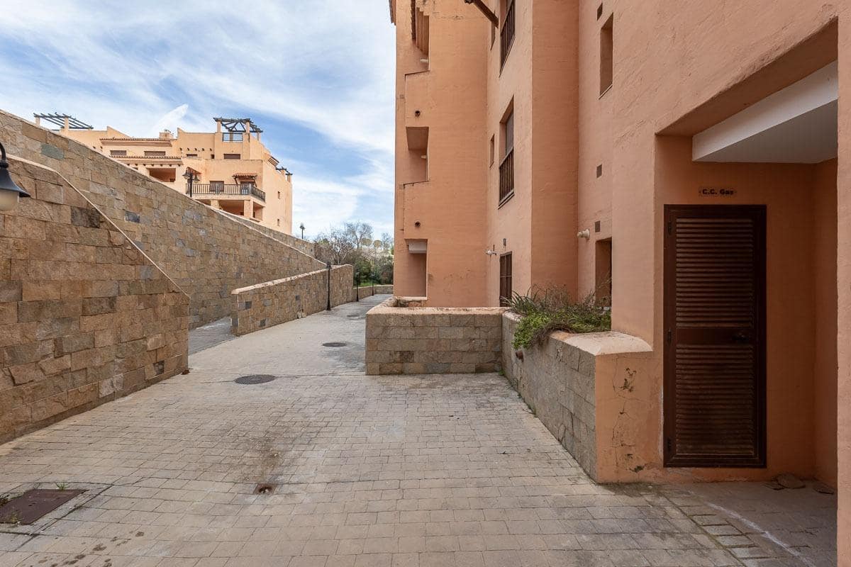 1 bedroom Flat for sale in Atarfe with pool garage - € 109,000 (Ref: 9637526)