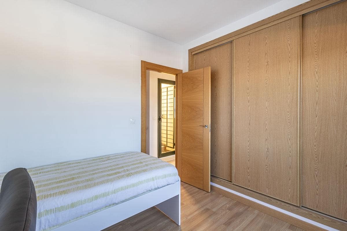 3 bedroom Terraced Villa for sale in Las Gabias with pool garage - € 279,000 (Ref: 9648071)