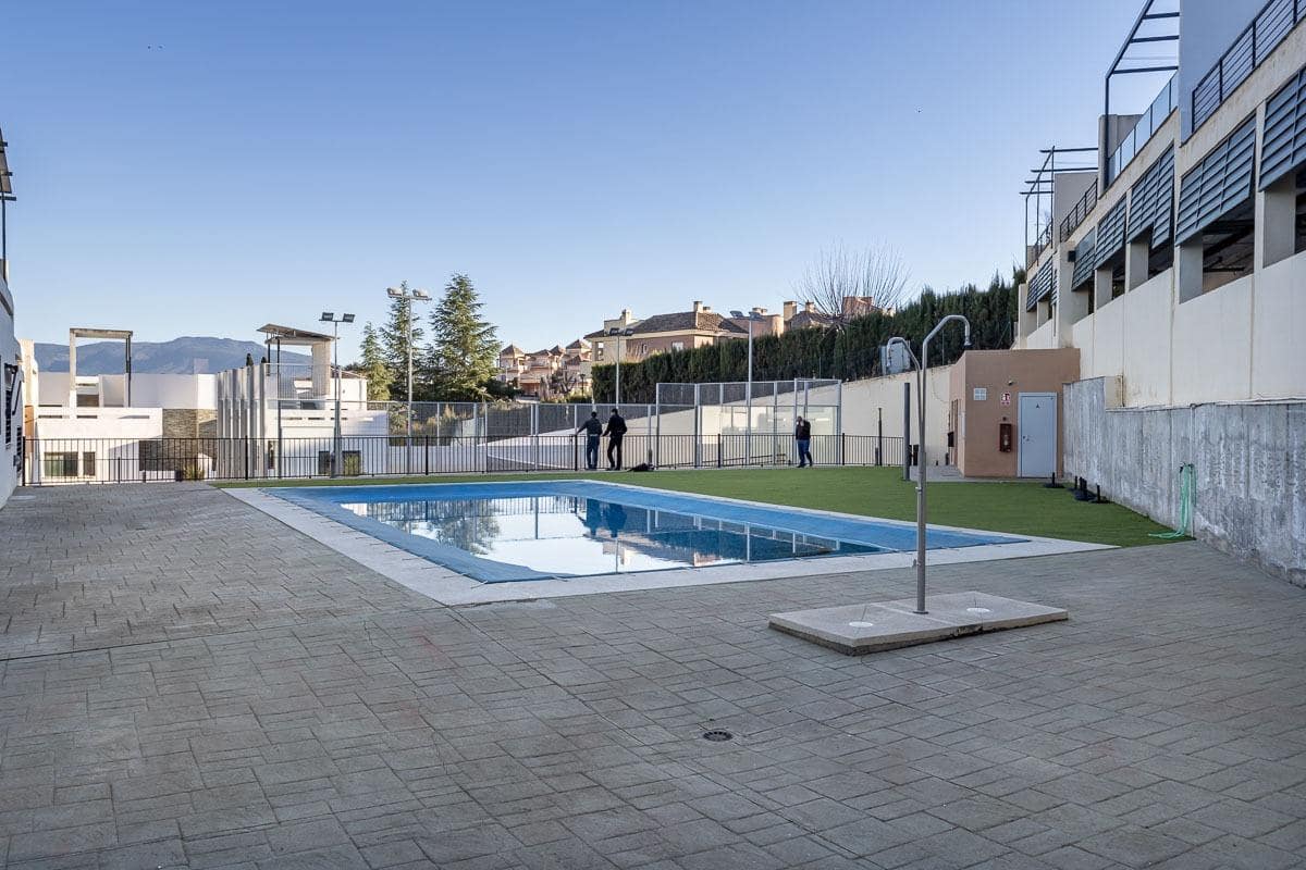 3 bedroom Terraced Villa for sale in Las Gabias with pool garage - € 279,000 (Ref: 9648071)