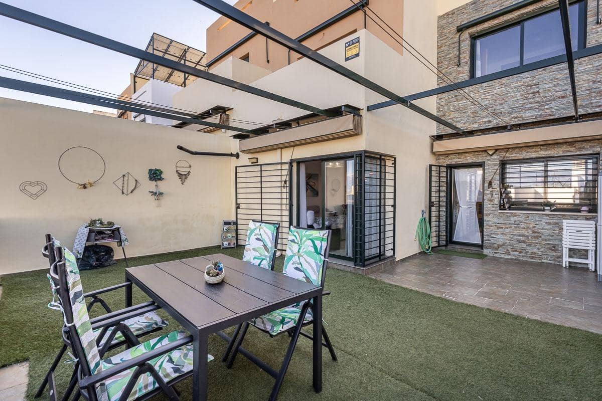 3 bedroom Terraced Villa for sale in Las Gabias with pool garage - € 279,000 (Ref: 9648071)