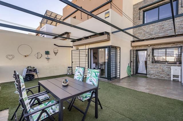 3 soveværelse Rækkehus til salg i Las Gabias med swimmingpool garage - € 279.000 (Ref: 9648071)