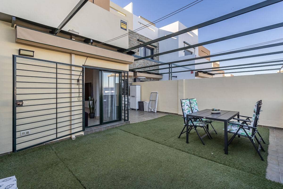 3 bedroom Terraced Villa for sale in Las Gabias with pool garage - € 279,000 (Ref: 9648071)