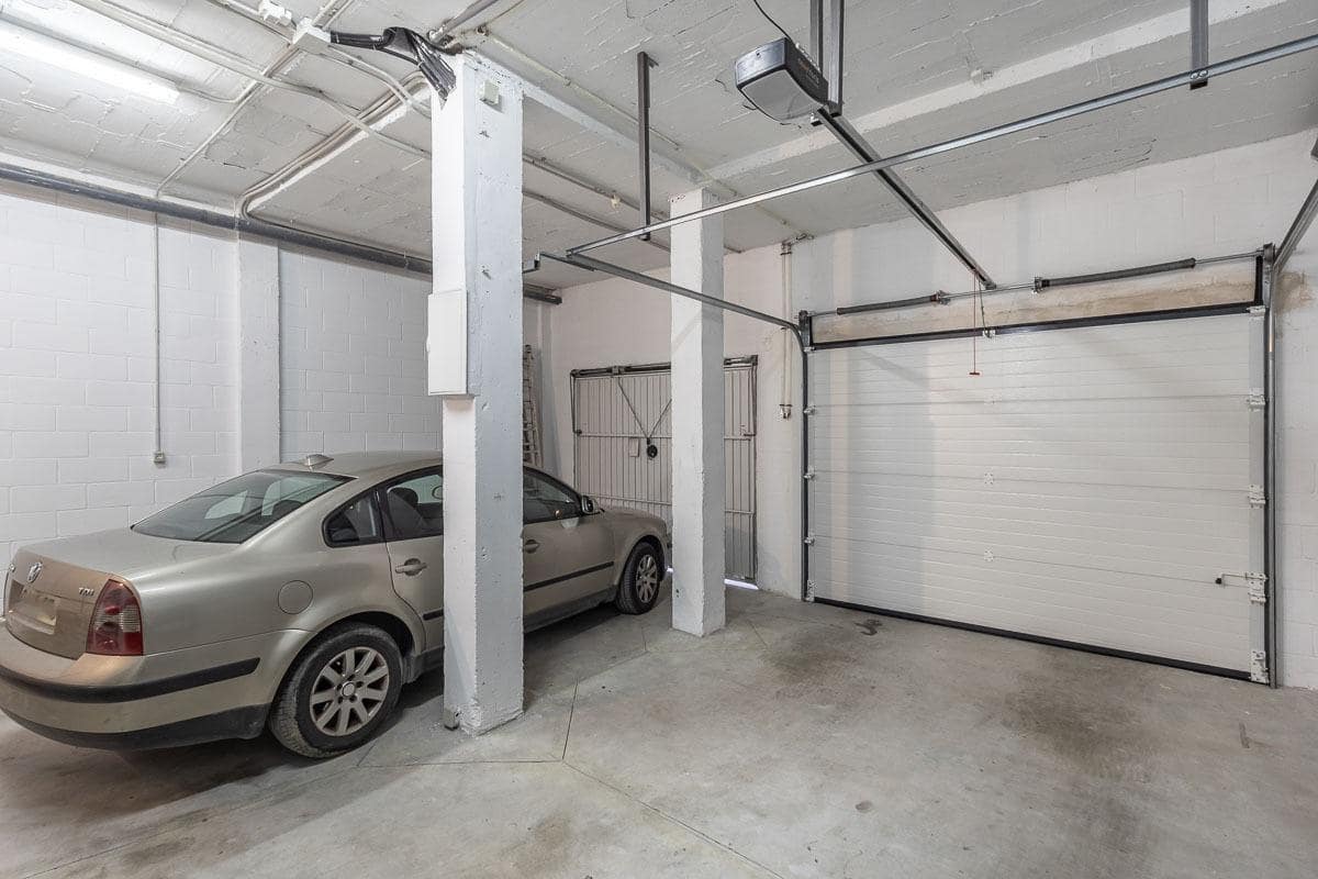 3 soveværelse Rækkehus til salg i Las Gabias med swimmingpool garage - € 279.000 (Ref: 9648071)