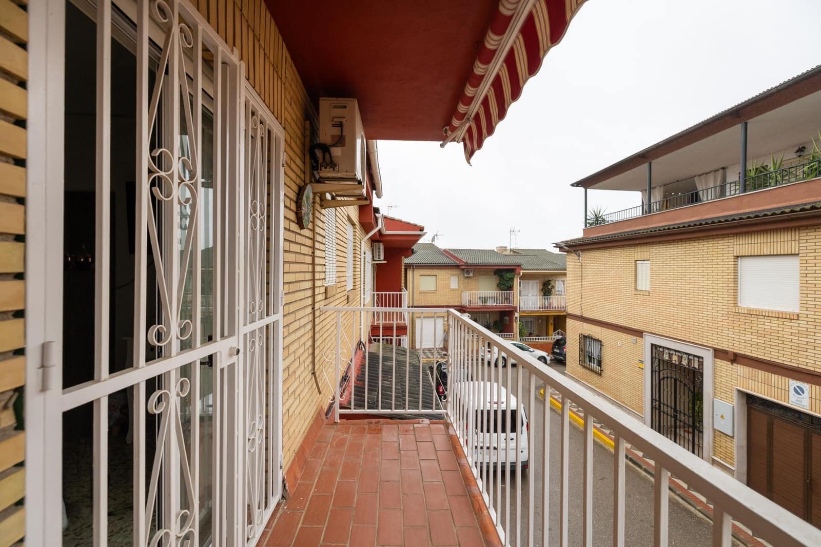 4 makuuhuone Rivitalo myytävänä paikassa Atarfe - 169 000 € (Ref: 9648072)