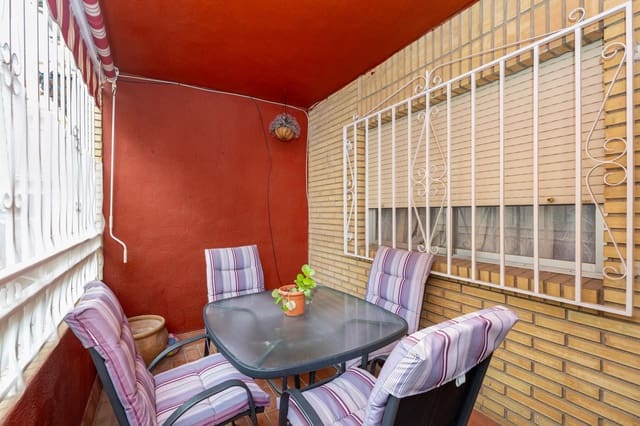 4 makuuhuone Rivitalo myytävänä paikassa Atarfe - 169 000 € (Ref: 9648072)