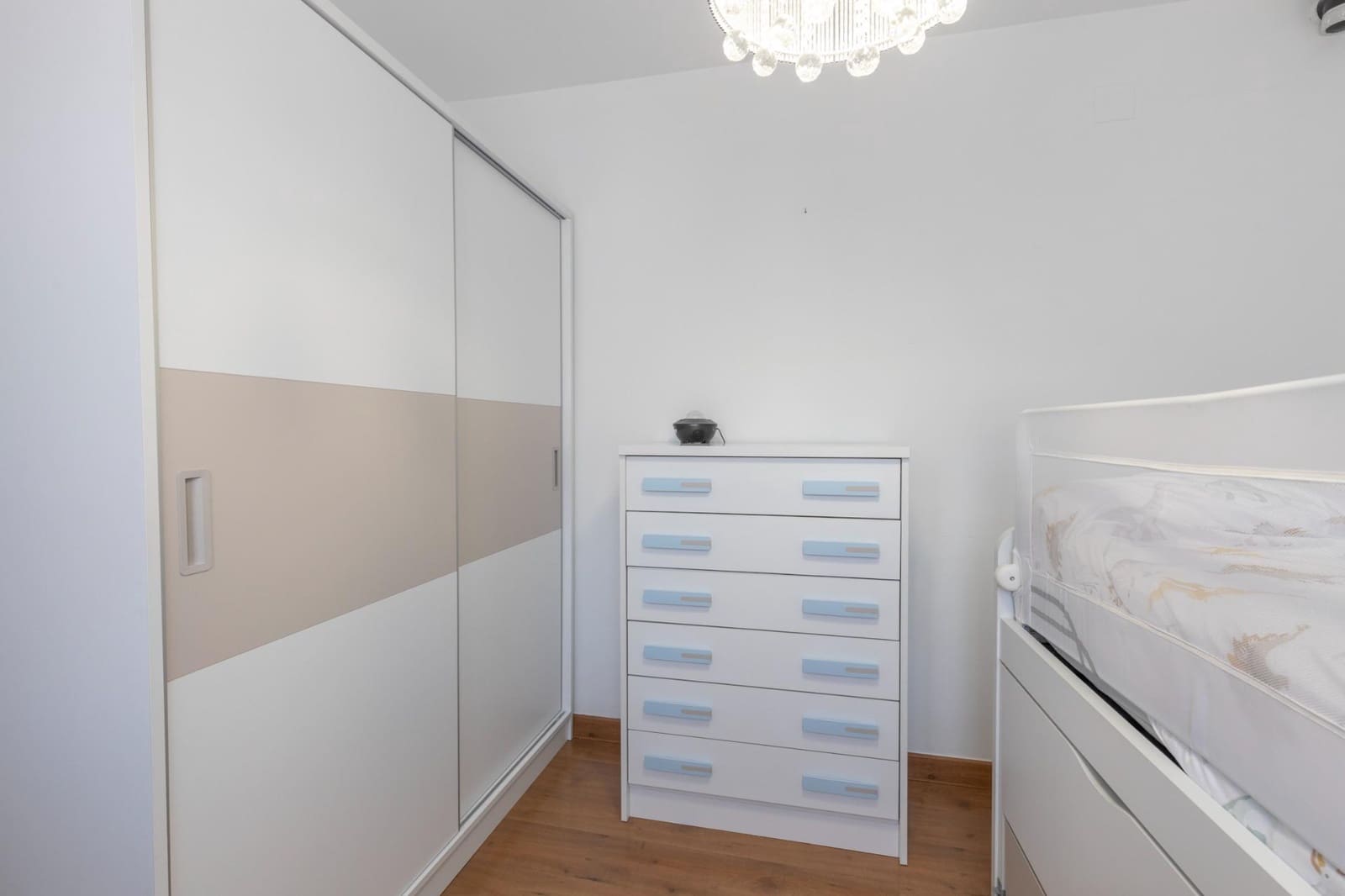 4 sovrum Radhus till salu i Chauchina med garage - 285 900 € (Ref: 9651905)