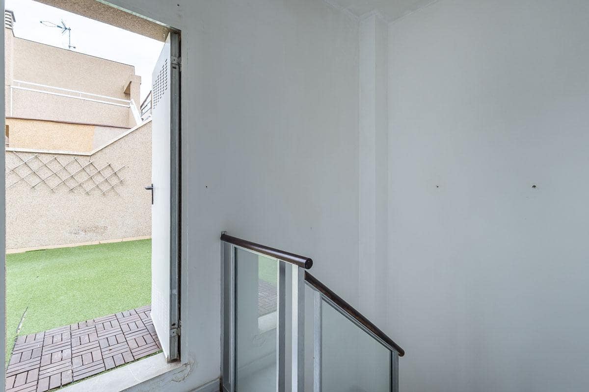 3 quarto Penthouse para venda em Granada cidade com piscina garagem - 397 500 € (Ref: 9651906)