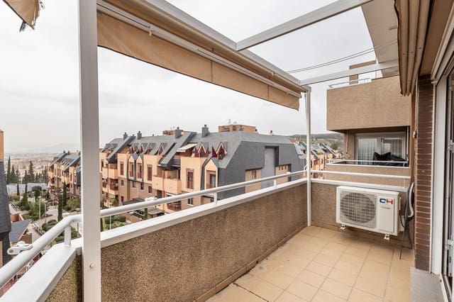 3 quarto Penthouse para venda em Granada cidade com piscina garagem - 397 500 € (Ref: 9651906)