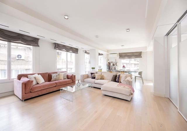 4 camera da letto Appartamento in vendita in Centro, Granada città - 950.000 € (Rif: 9656050)