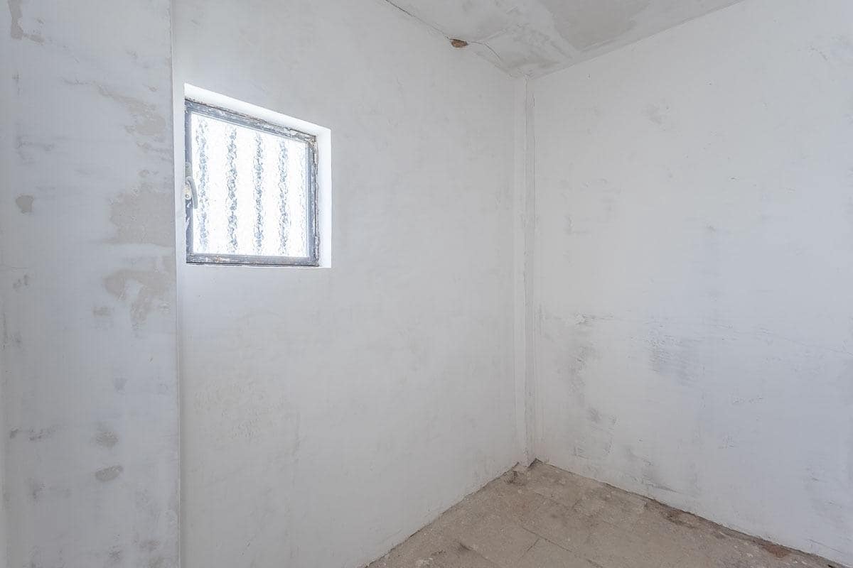 Komercyjne na sprzedaż w Miasto Grenada - 195 000 € (Ref: 9659388)