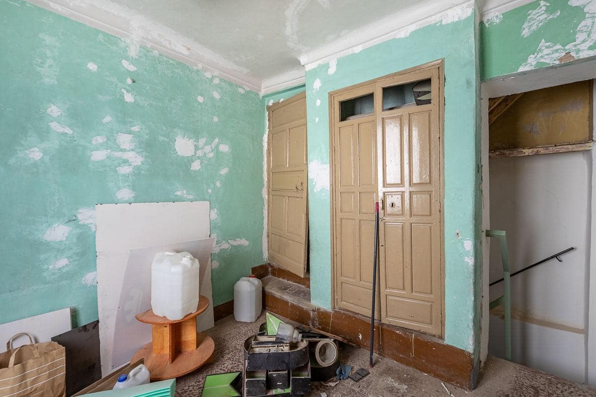 Komercyjne na sprzedaż w Miasto Grenada - 195 000 € (Ref: 9659388)