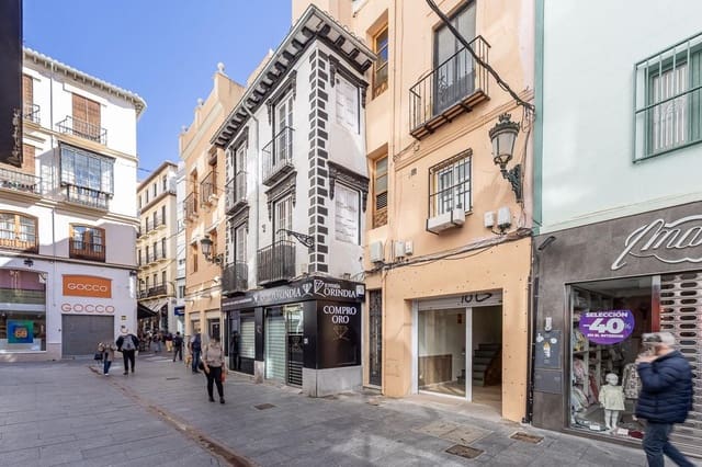 Komercyjne na sprzedaż w Miasto Grenada - 195 000 € (Ref: 9659388)