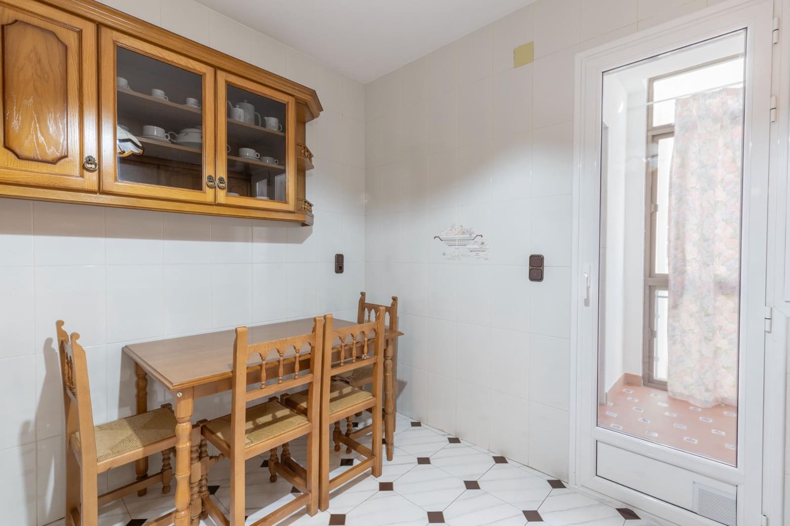 5 chambre Appartement à vendre à Guejar Sierra - 180 000 € (Ref: 9661948)