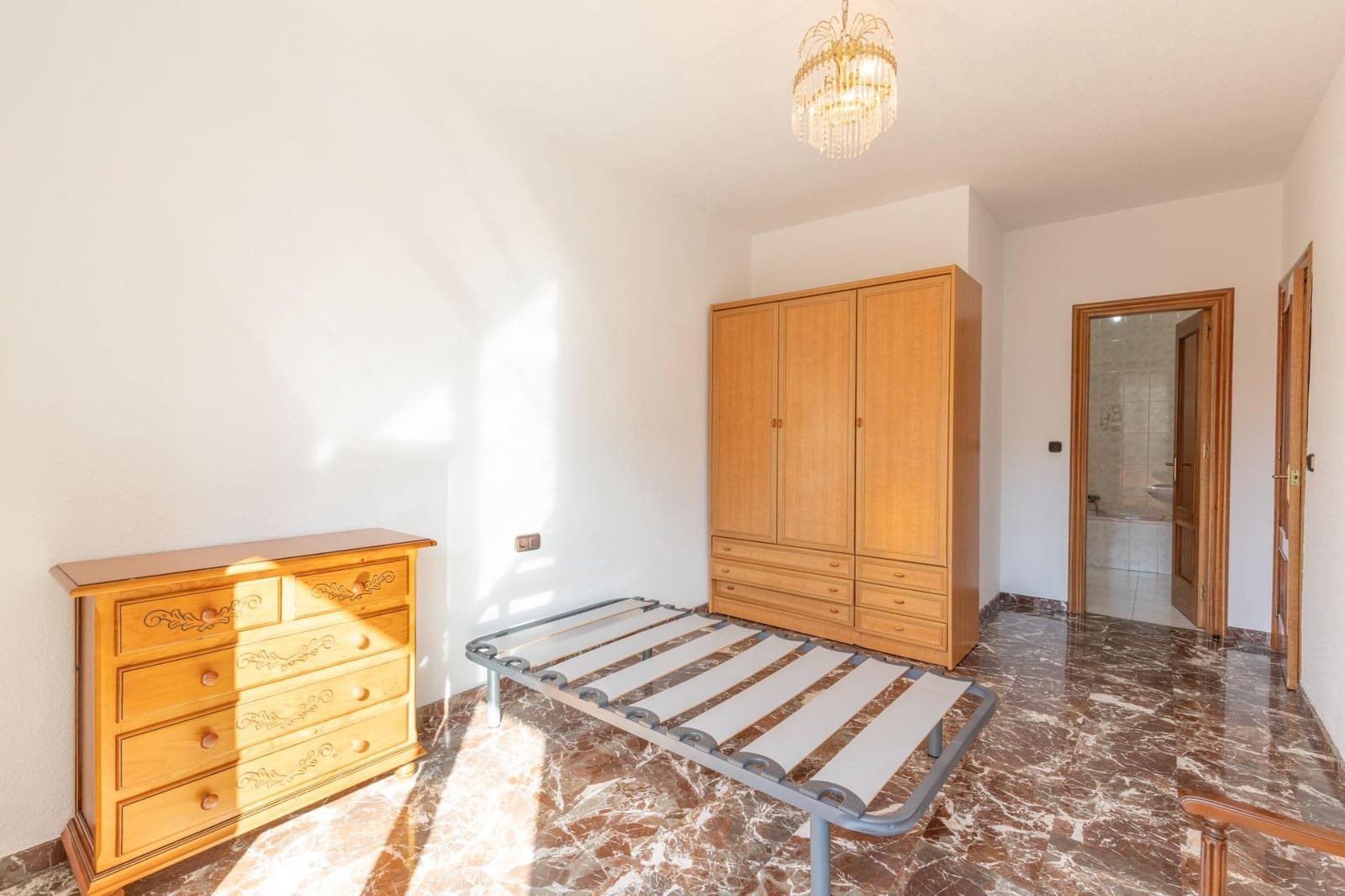 5 chambre Appartement à vendre à Guejar Sierra - 180 000 € (Ref: 9661948)