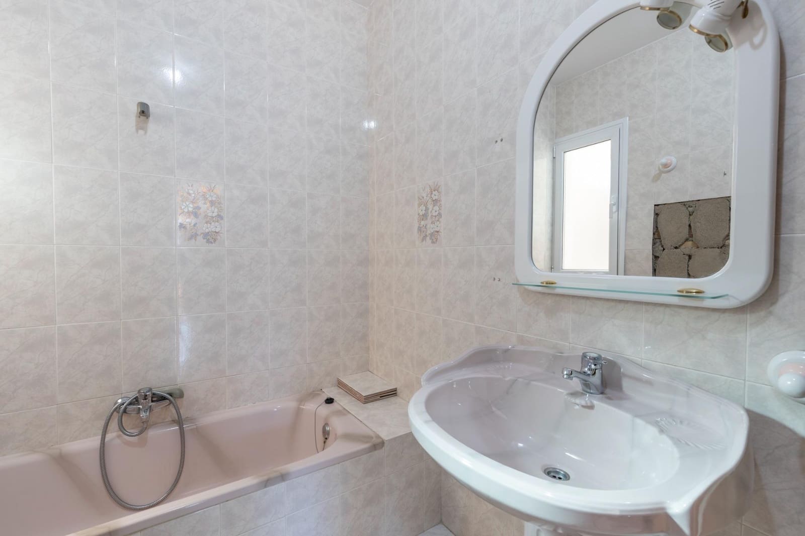 5 chambre Appartement à vendre à Guejar Sierra - 180 000 € (Ref: 9661948)