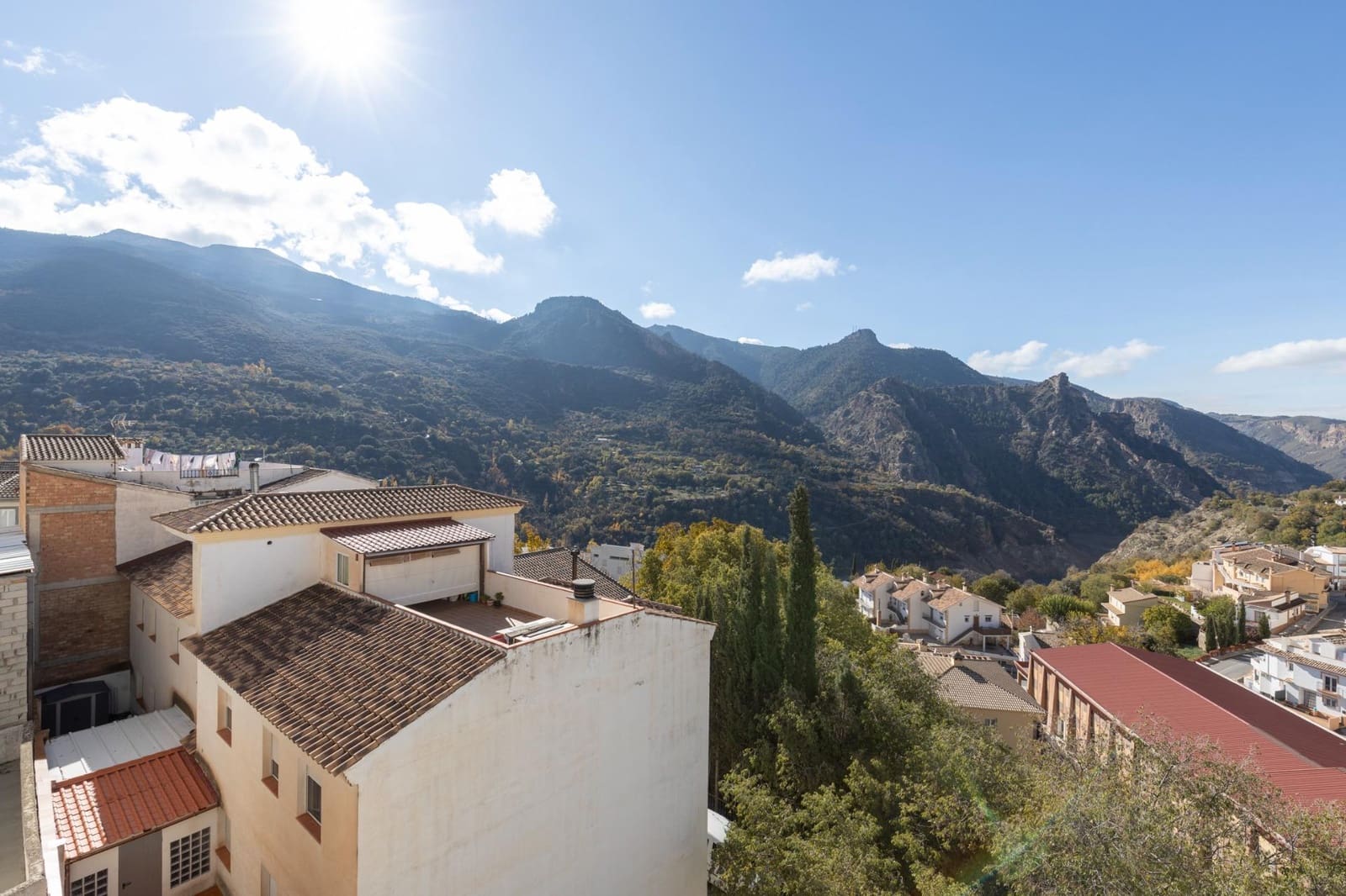 5 chambre Appartement à vendre à Guejar Sierra - 180 000 € (Ref: 9661948)