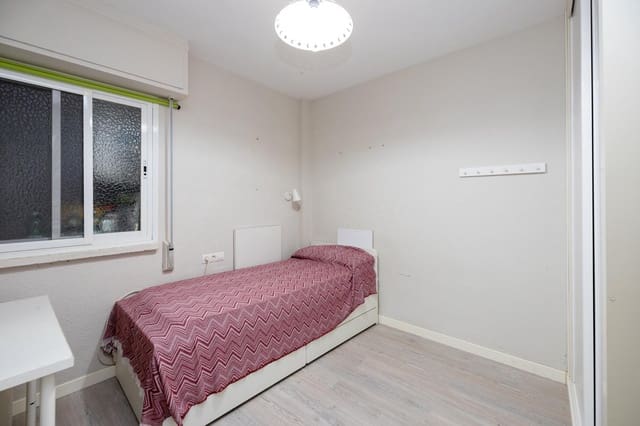 3 quarto Apartamento para venda em Camino de Ronda - Rosaleda, Granada cidade - 239 000 € (Ref: 9666459)