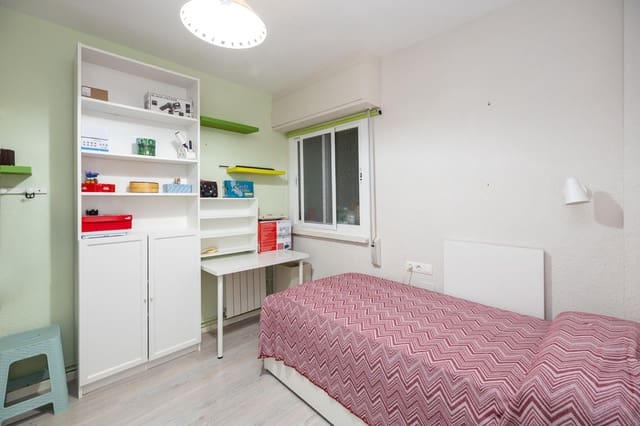 3 quarto Apartamento para venda em Camino de Ronda - Rosaleda, Granada cidade - 239 000 € (Ref: 9666459)