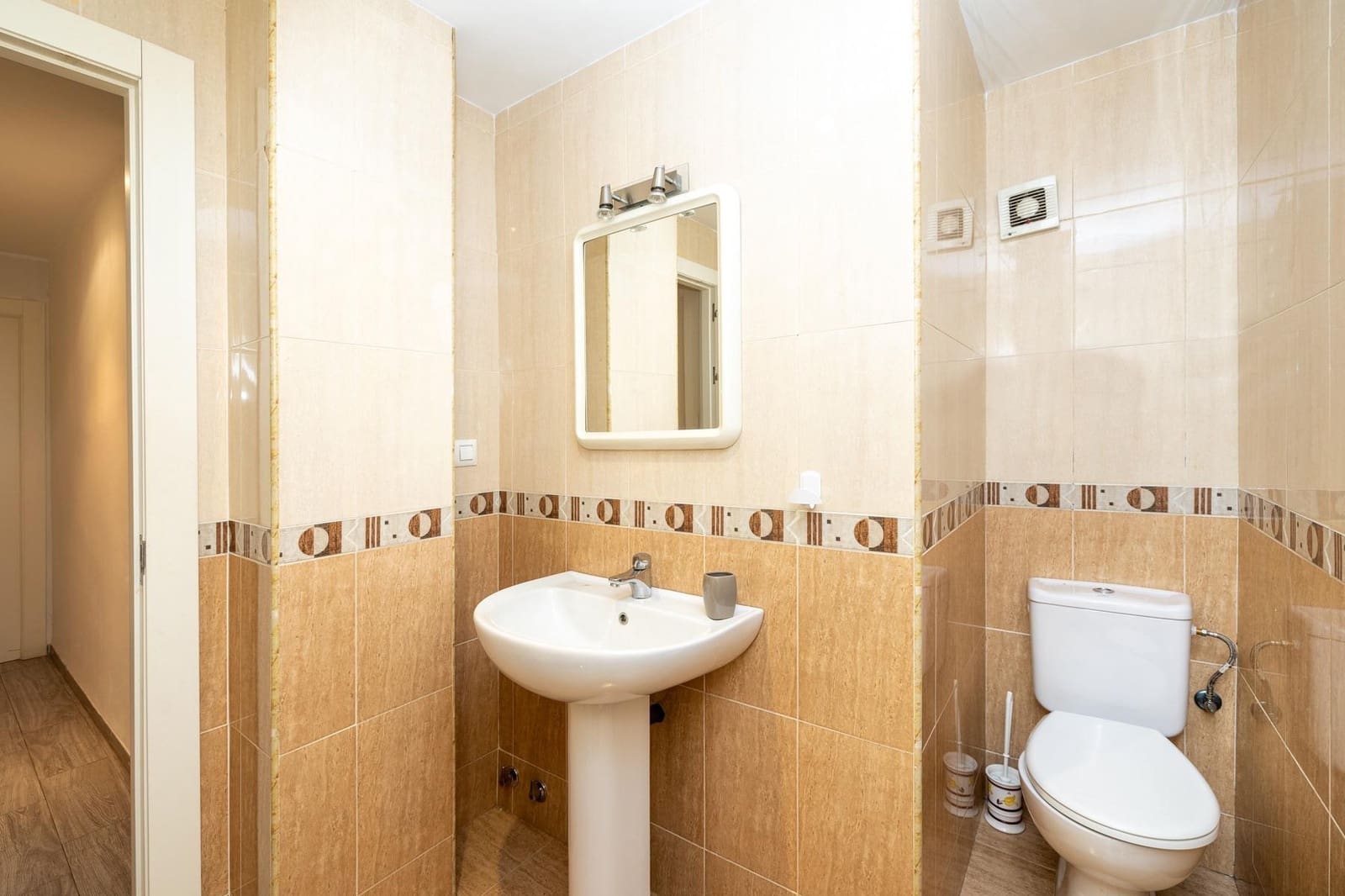 4 slaapkamer Flat te koop in Granada stad - € 310.000 (Ref: 9666460)