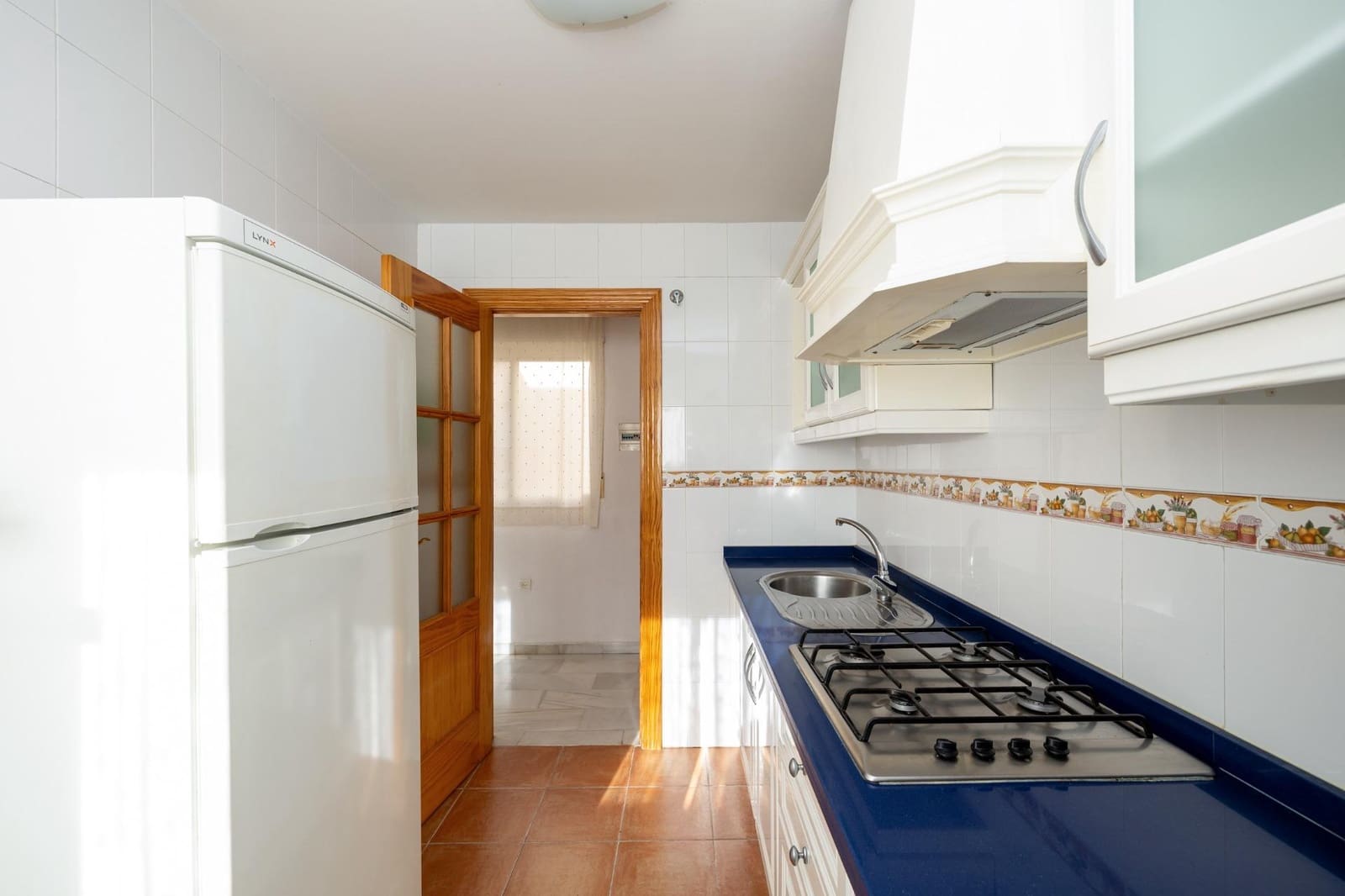 Piso de 2 habitaciones en Las Gabias en venta con garaje - 130.000 € (Ref: 9670603)