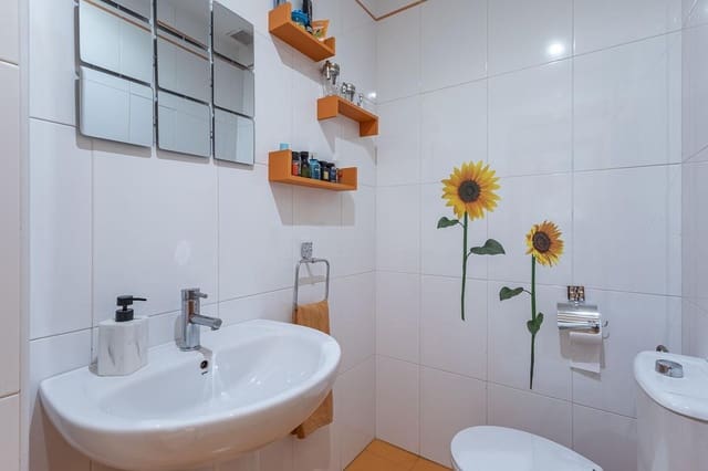 4 bedroom Terraced Villa for sale in Belicena, Vegas del Genil with garage - € 239,900 (Ref: 9686379)