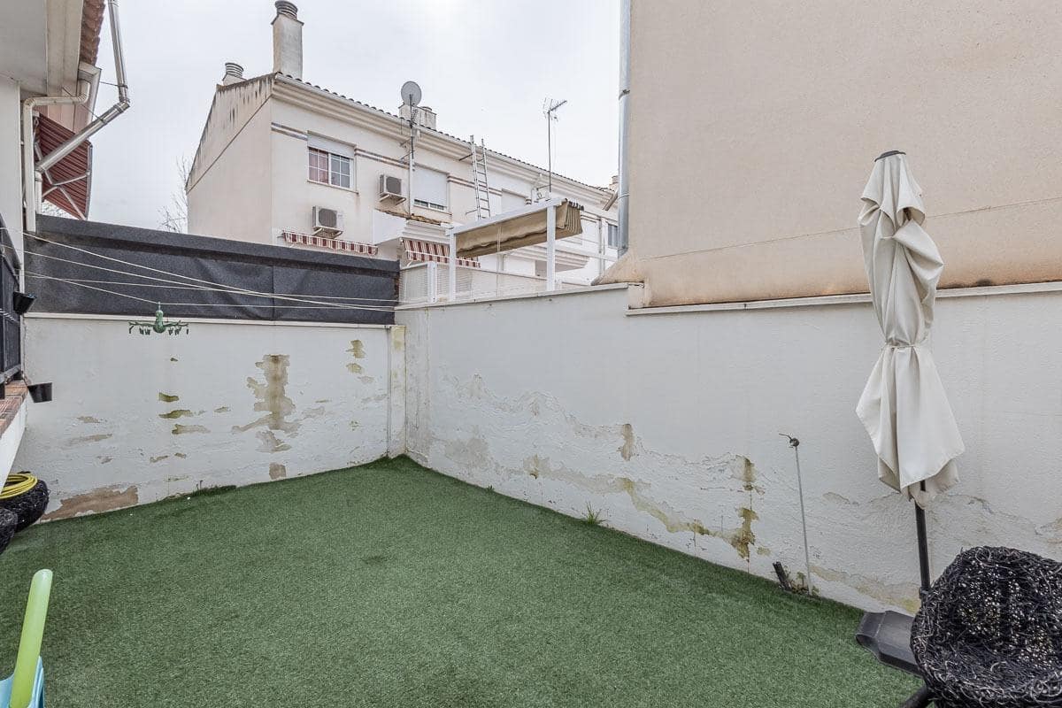 4 bedroom Terraced Villa for sale in Belicena with garage - € 239,900 (Ref: 9686379)