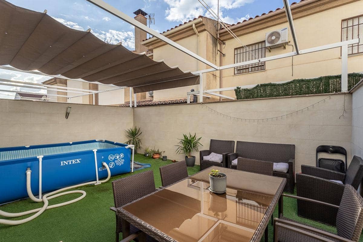 4 bedroom Villa for sale in Maracena with garage - € 439,000 (Ref: 9690568)