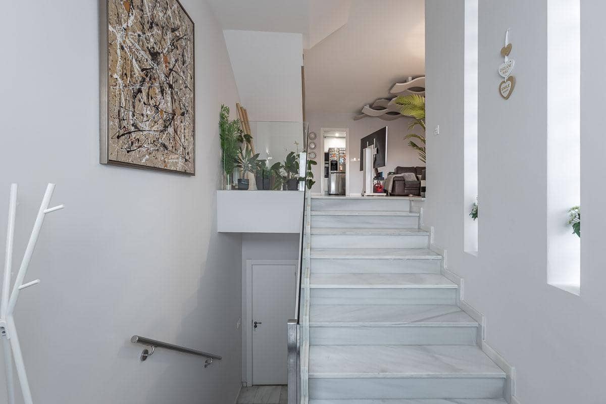 4 bedroom Villa for sale in Maracena with garage - € 439,000 (Ref: 9690568)