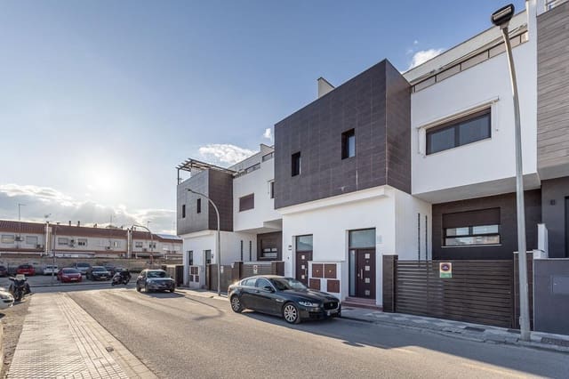 4 soverom Villa til salgs i Maracena med garasje - € 439 000 (Ref: 9690568)