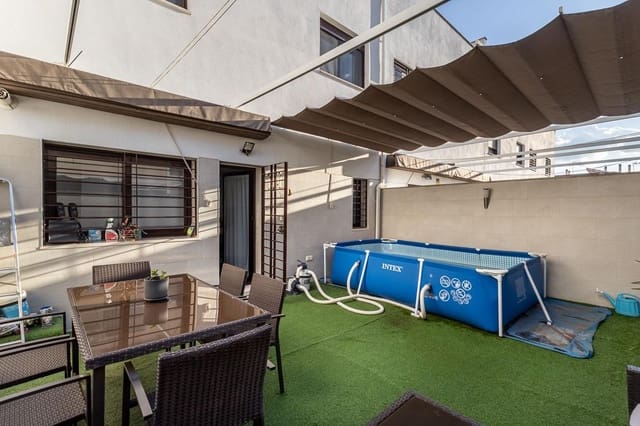 4 soverom Villa til salgs i Maracena med garasje - € 439 000 (Ref: 9690568)