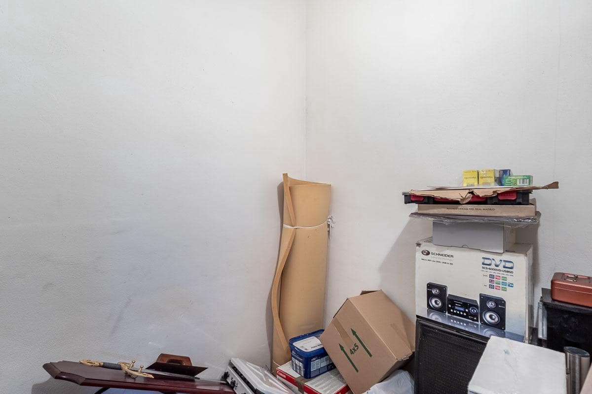 2 soveværelse Lejlighed til salg i Granada by med swimmingpool garage - € 299.000 (Ref: 9695293)