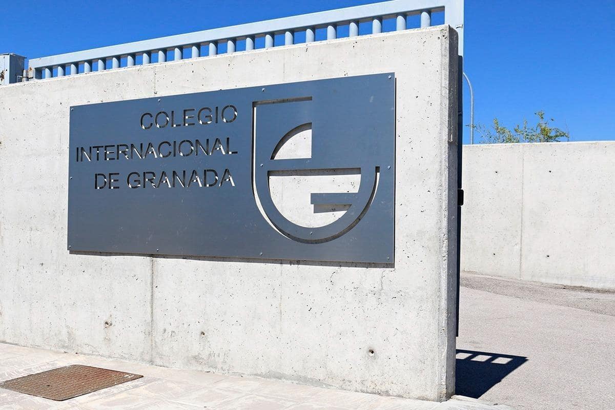 Building Plot for sale in Dilar - € 62,000 (Ref: 9711929)