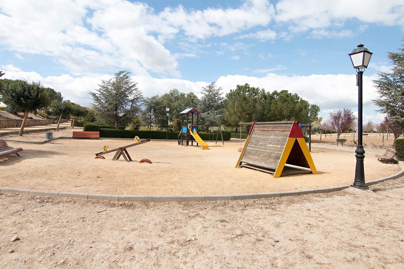 Building Plot for sale in Dilar - € 62,000 (Ref: 9711929)