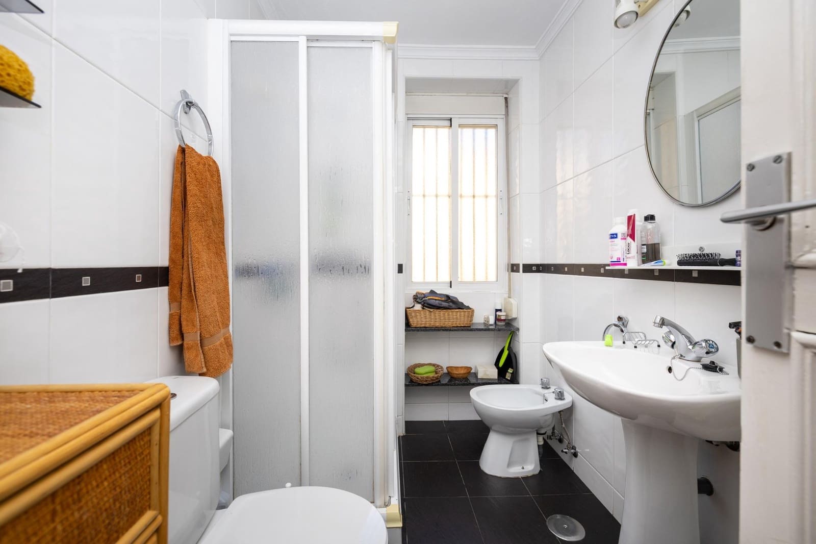 5 slaapkamer Flat te koop in Granada stad - € 495.000 (Ref: 9711930)