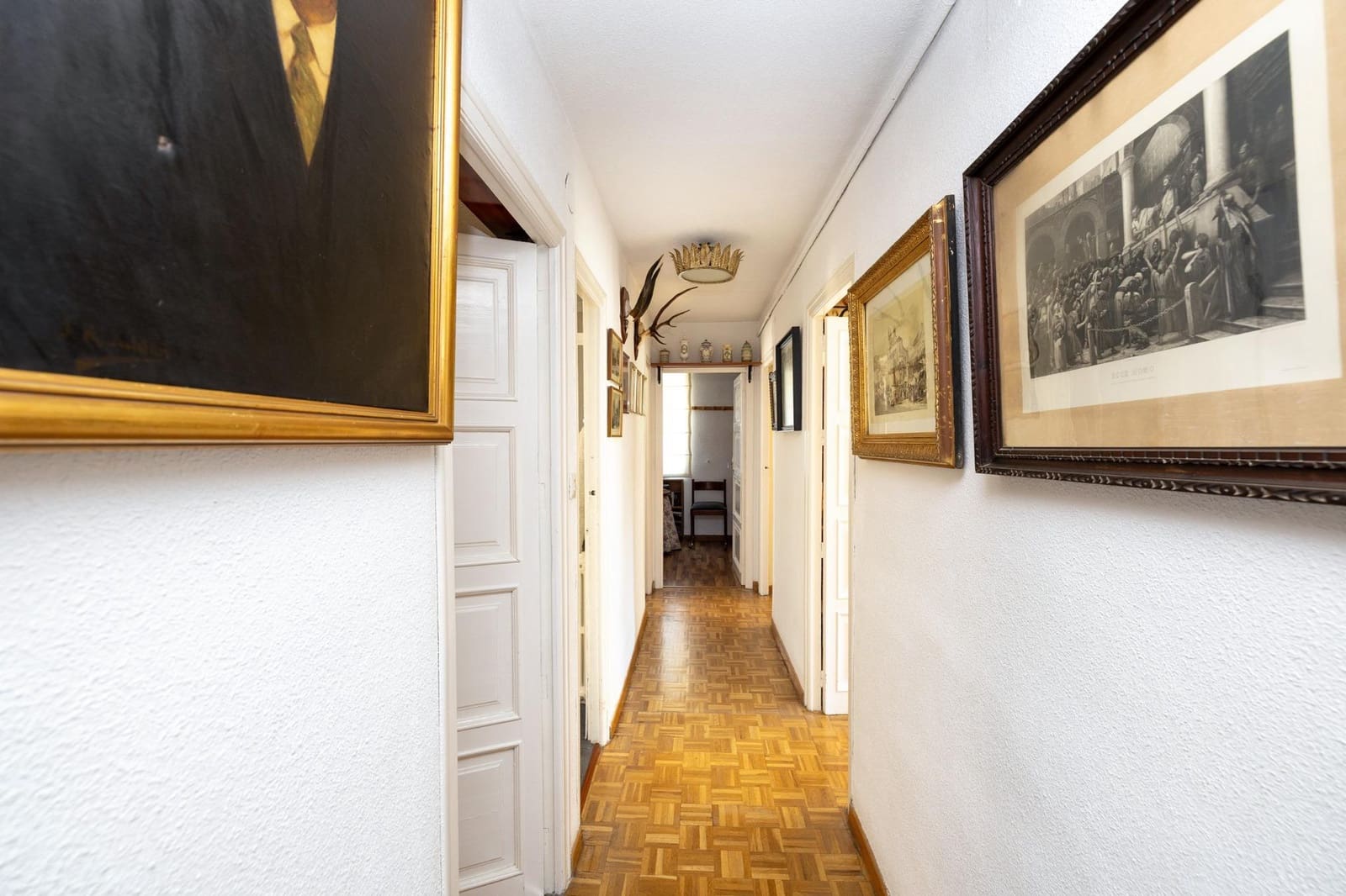 5 slaapkamer Flat te koop in Granada stad - € 495.000 (Ref: 9711930)