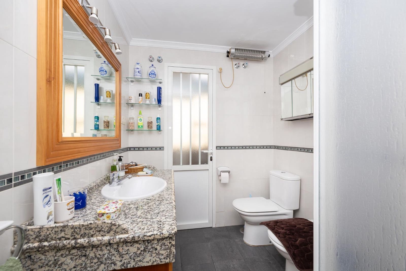 5 slaapkamer Flat te koop in Granada stad - € 495.000 (Ref: 9711930)