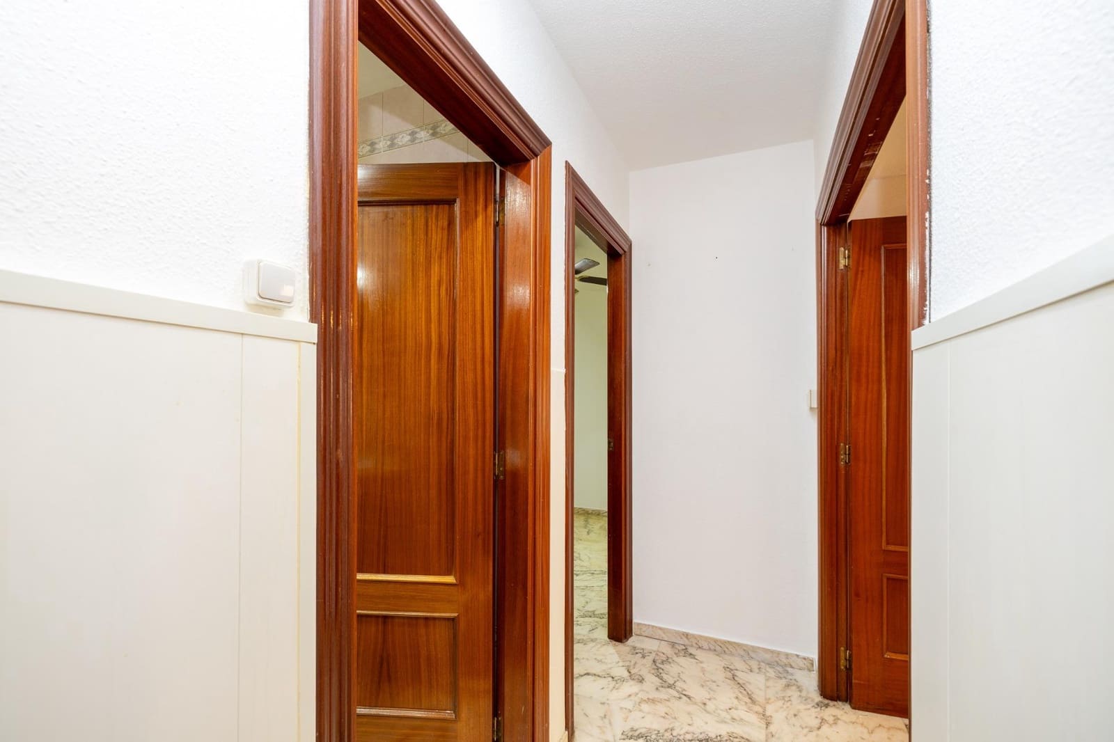 2 soveværelse Lejlighed til salg i Granada by - € 219.000 (Ref: 9711931)