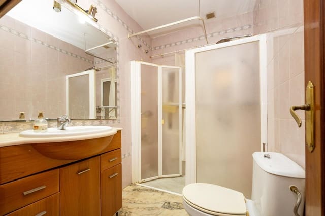 2 soveværelse Lejlighed til salg i Figares, Granada by - € 219.000 (Ref: 9711931)