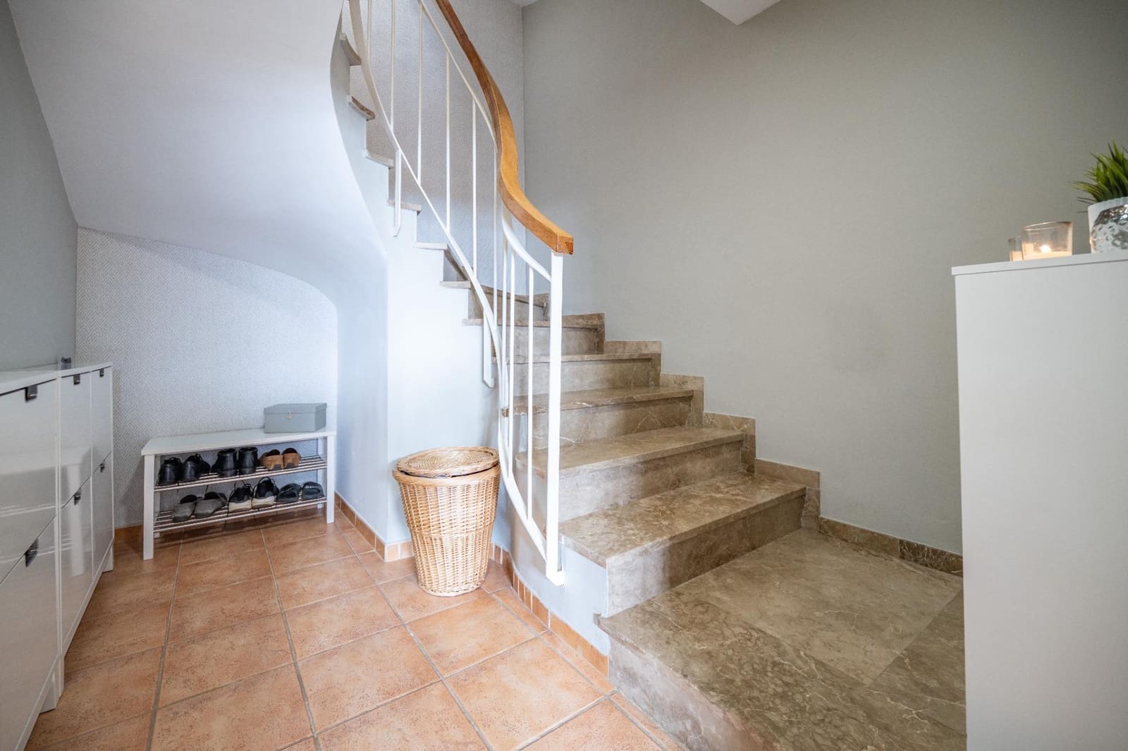 5 bedroom Semi-detached Villa for sale in Atarfe with garage - € 338,900 (Ref: 9711937)