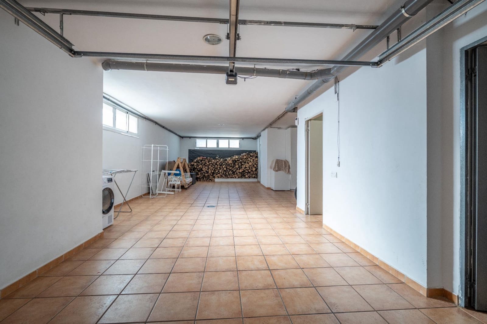 5 bedroom Semi-detached Villa for sale in Atarfe with garage - € 338,900 (Ref: 9711937)