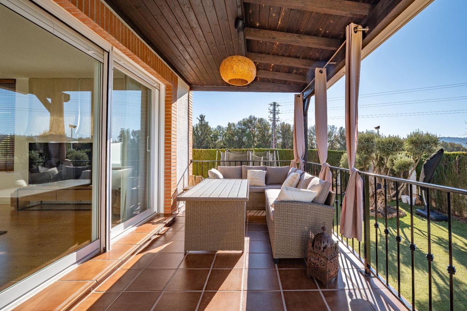 5 bedroom Semi-detached Villa for sale in Atarfe with garage - € 338,900 (Ref: 9711937)