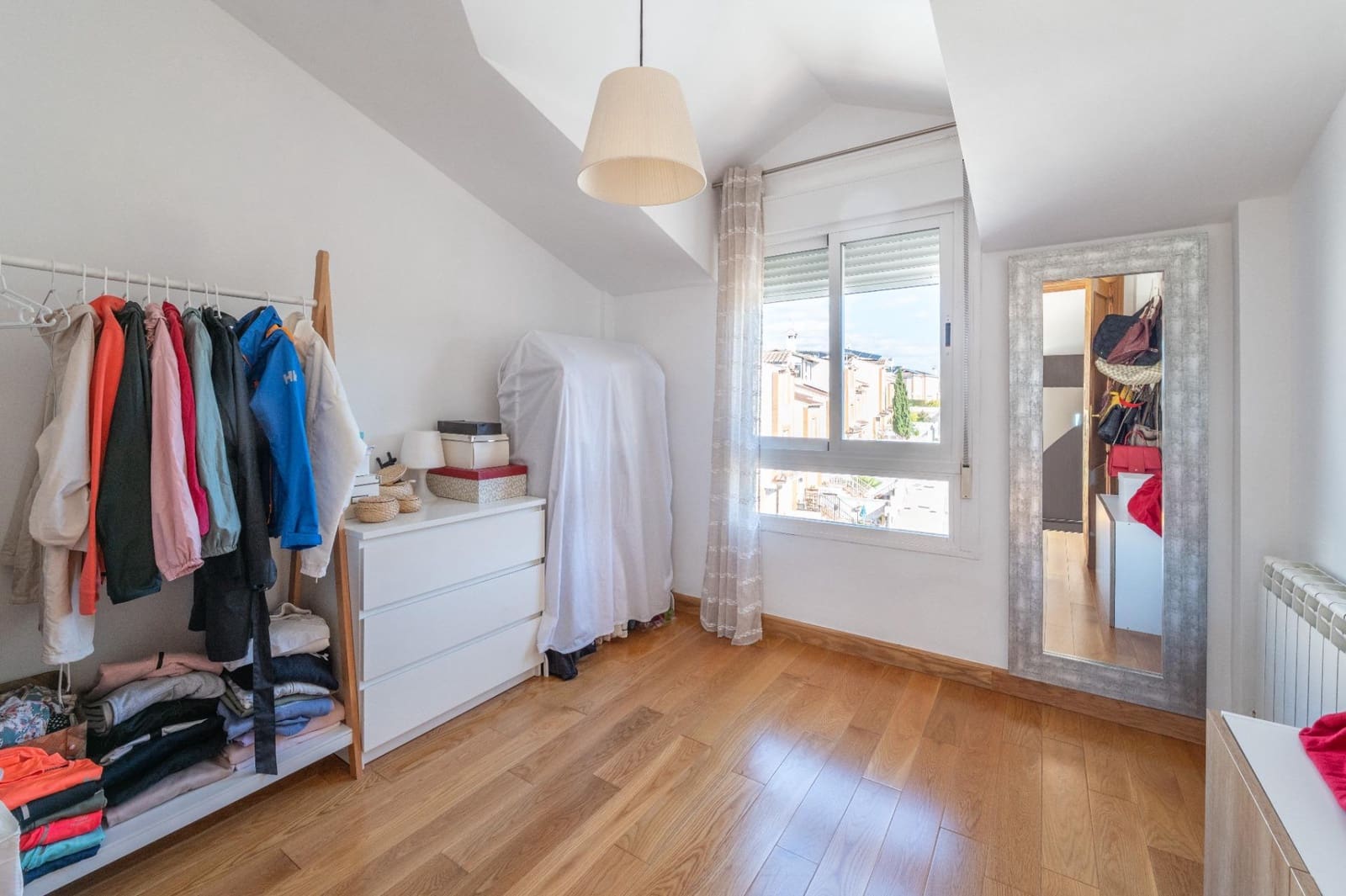 5 bedroom Semi-detached Villa for sale in Atarfe with garage - € 338,900 (Ref: 9711937)