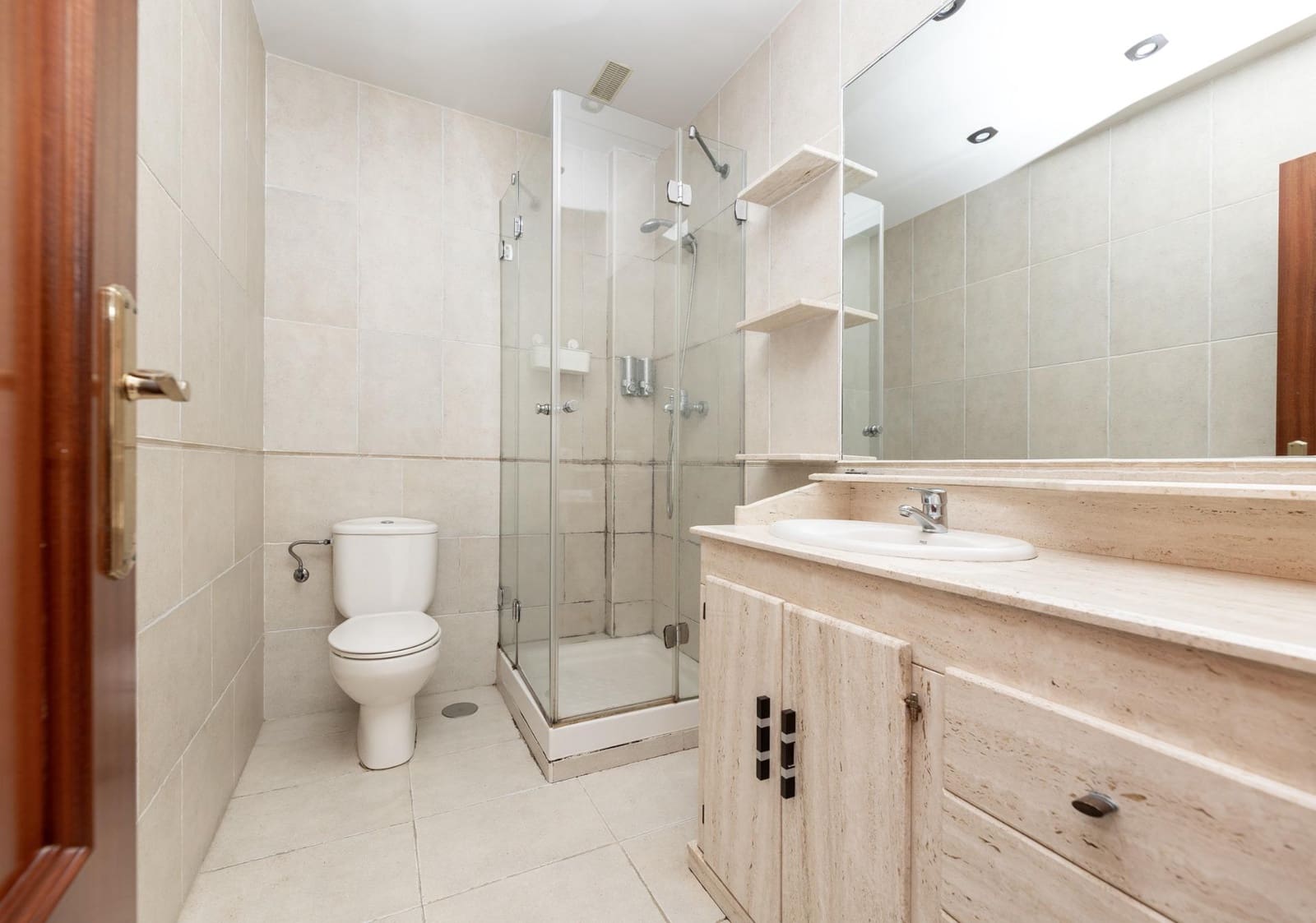 3 bedroom Villa for sale in Ogijares with garage - € 329,000 (Ref: 9711938)